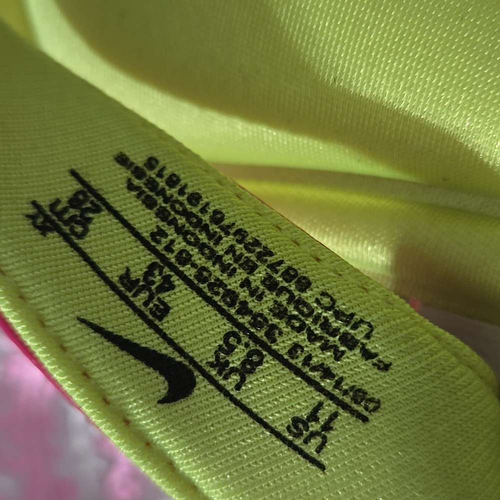Nike Womens Comfort Footbet Sandal Size11 Neon thong Slide Flip Flop Shoea. New. - Picture 3 of 7